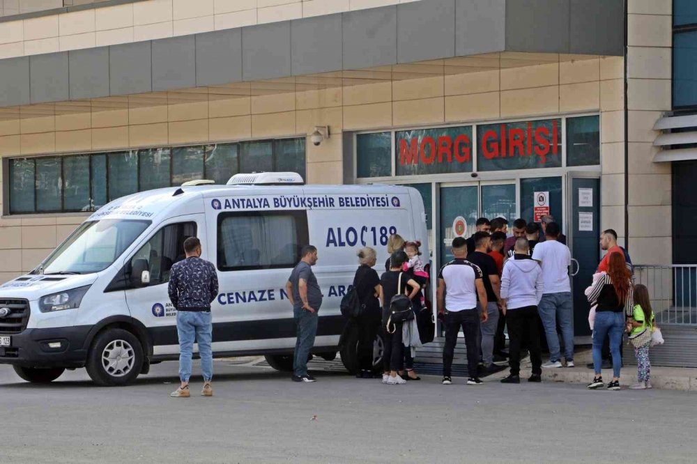 Antalya'da silahlı kavga cinayetle bitti! Tayfun Dinç öldü