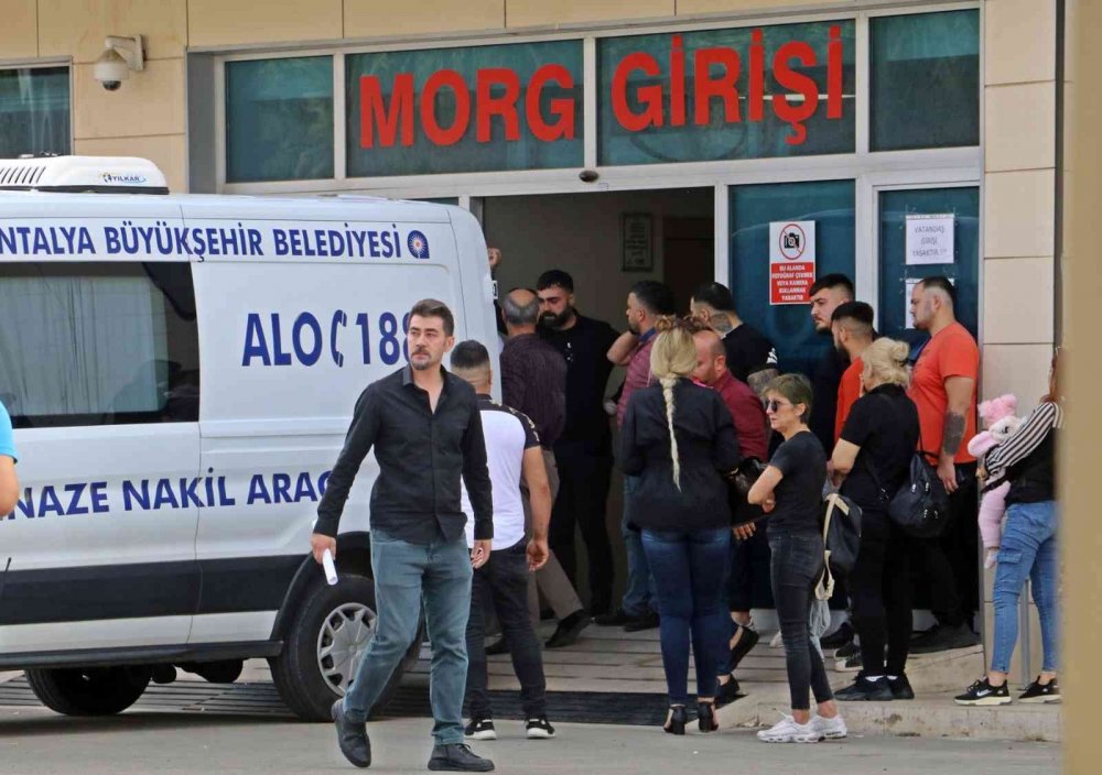 Antalya'da silahlı kavga cinayetle bitti! Tayfun Dinç öldü