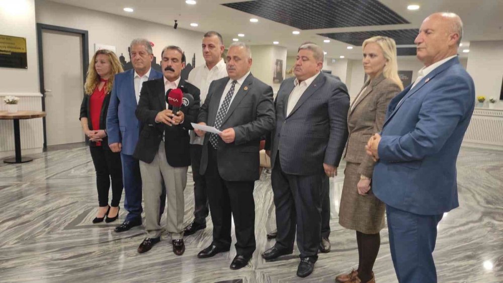 Türkiye Muhtarlar Konfederasyonu'ndan HDP’li Beştaş ve CHP’li Özel’in '1000 lira aldılar' ve 'baskı' iddialarına cevap