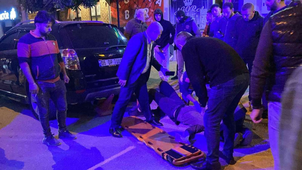 Motosiklet minibüsle kafa kafaya çarpıştı! Ölümden dönen sürücü özçekim yaptı