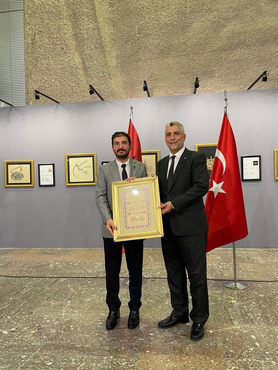 'İman Ayetleri Hat Sergisi'nin yurt dışındaki ilk durağı Arnavutluk Tiran oldu