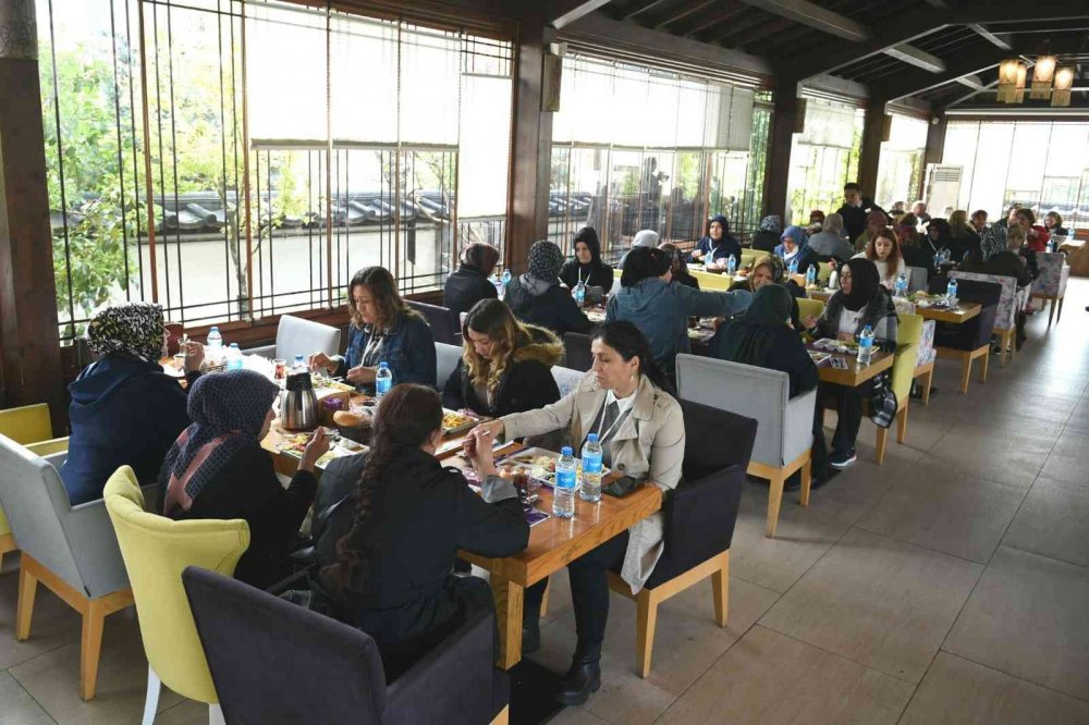 Ankara Altındağlı kadınlar Konya’yı keşfe çıktı