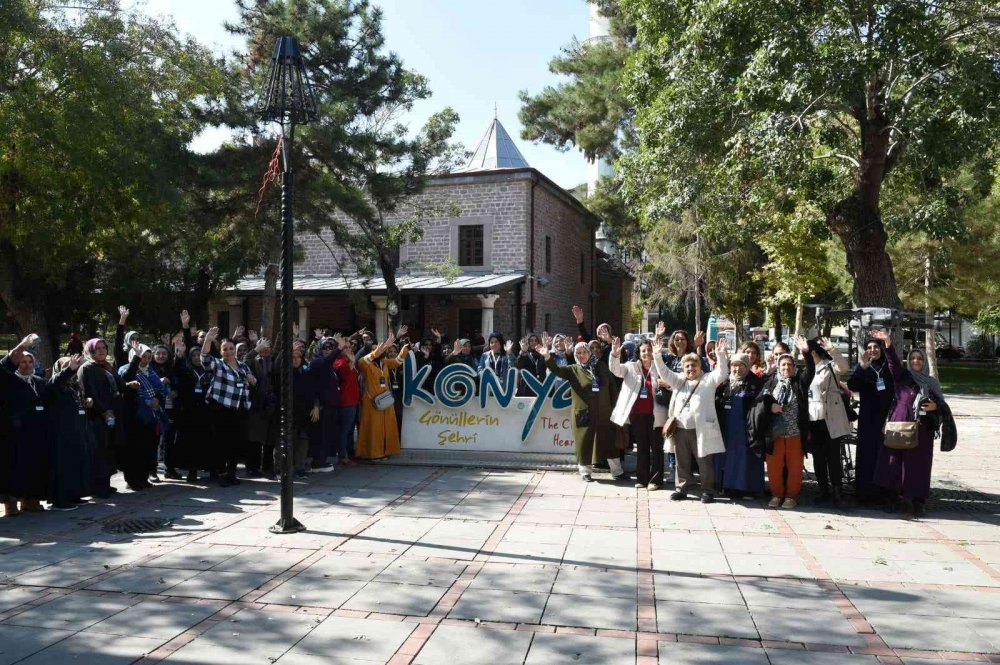 Ankara Altındağlı kadınlar Konya’yı keşfe çıktı