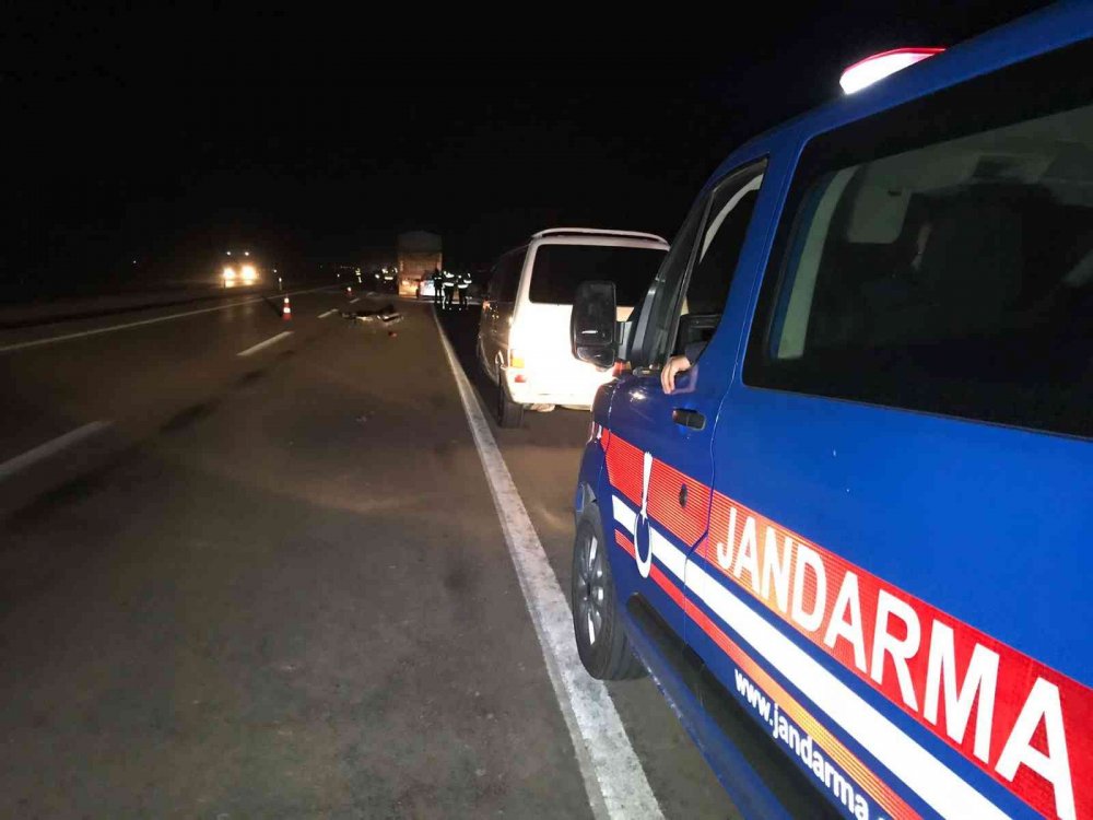 Konya’da pancar yüklü kamyonla çarpışan araçta 9 yaşındaki Berat Yalçın öldü, aynı aileden 3 yaralı