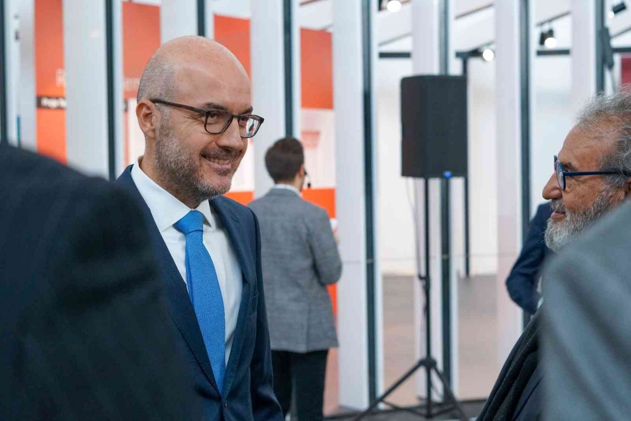 İstanbul Havalimanı’nda ’Viyadük Altındaki Rüyalar’ sergisi