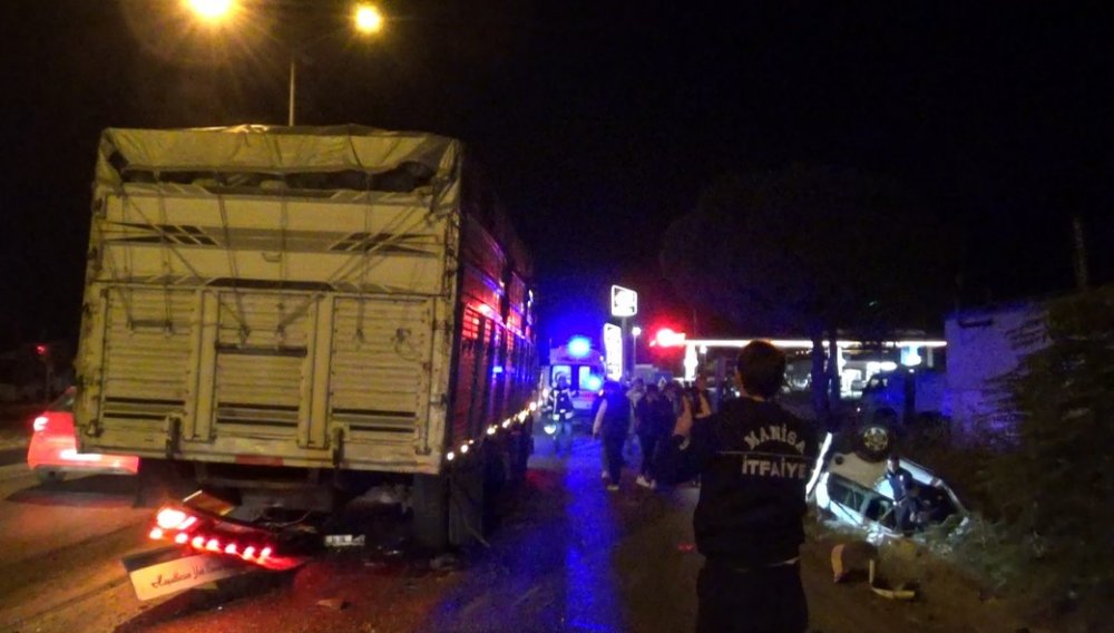 Kamyona çarpan araç takla atarak şarampole devrildi! İbrahim ve Hatice Tümer ağır yaralı