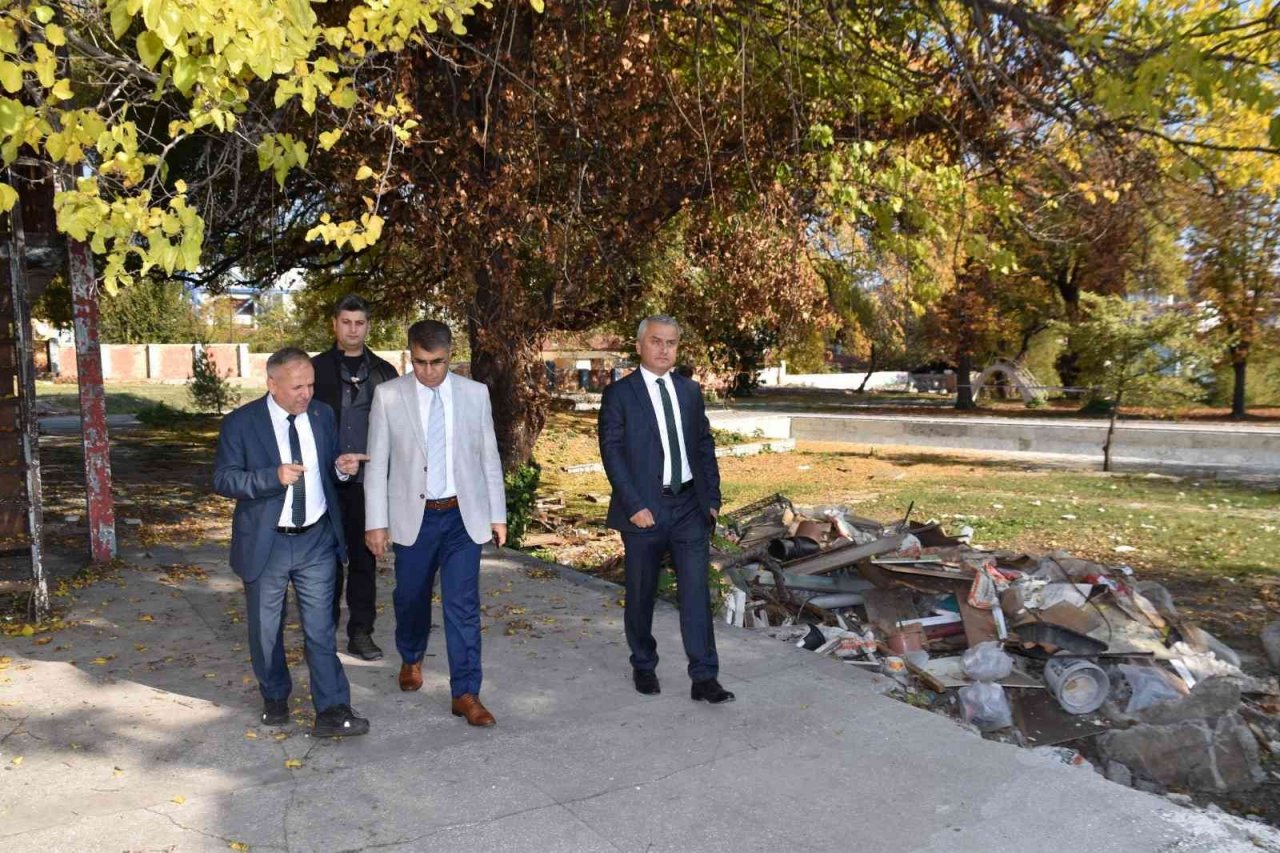 Vali Gürel Yenişehir Mahallesi’nde incelemede bulundu