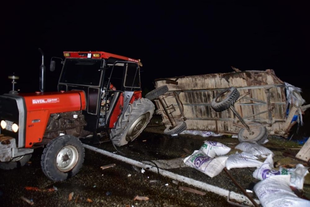 Konya plakalı kamyon Eskişehir'de traktörle çarpıştı!
