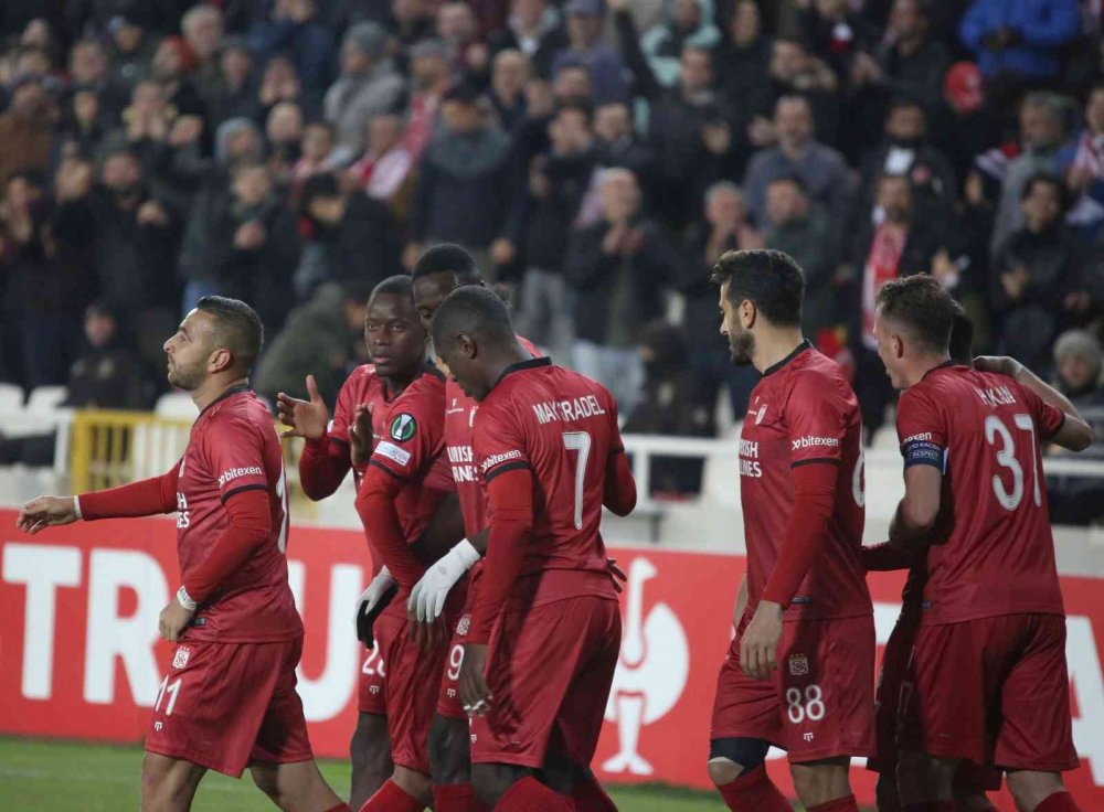 Max Gradel CFR Cluj’a atığı golle sezonda 4 yaptı