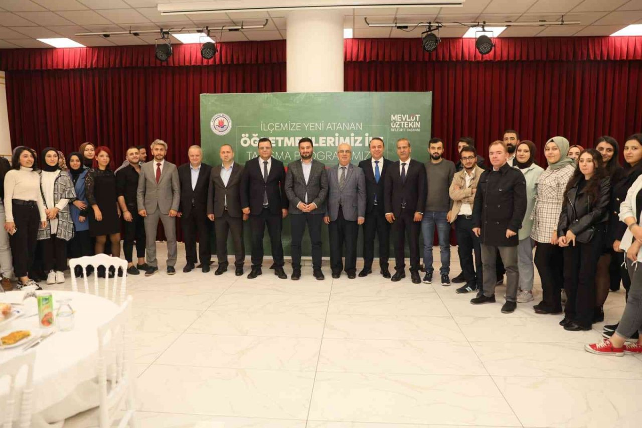 Başkan Öztekin, yeni atanan öğretmenlerle buluştu