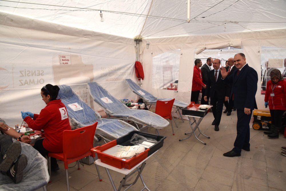 Konya haber! Selçuklu Belediyesi'nden Kızılay Haftası’nda 'Kanımızda Vefa Var' kan bağışı etkinliği