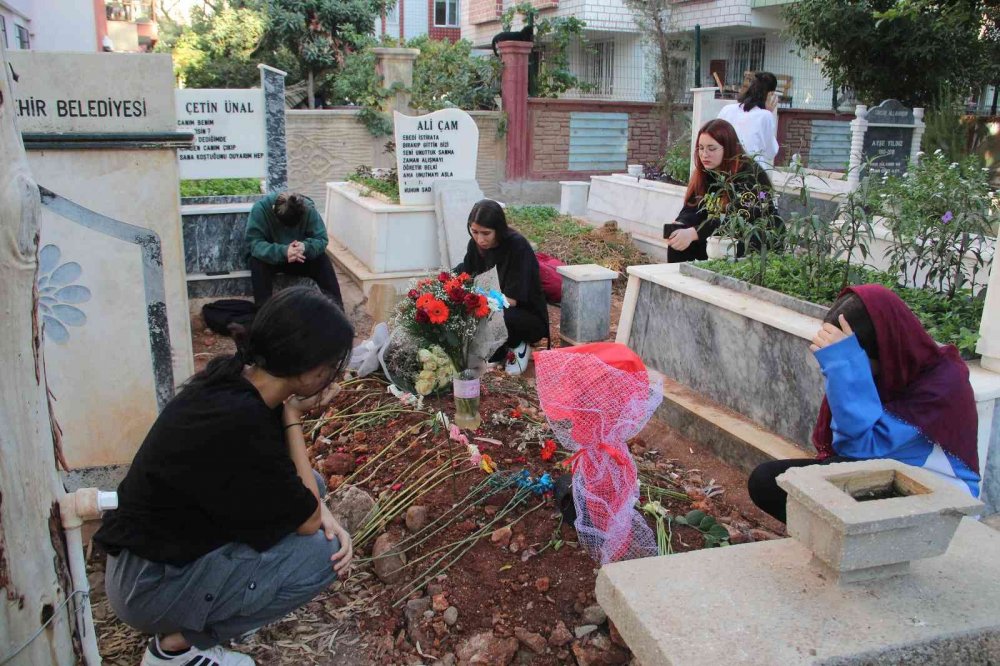 Öğretmeninin evinde ölü bulunan 17 yaşındaki Yiğit Kalpak'ın acılı babası adalet istedi!