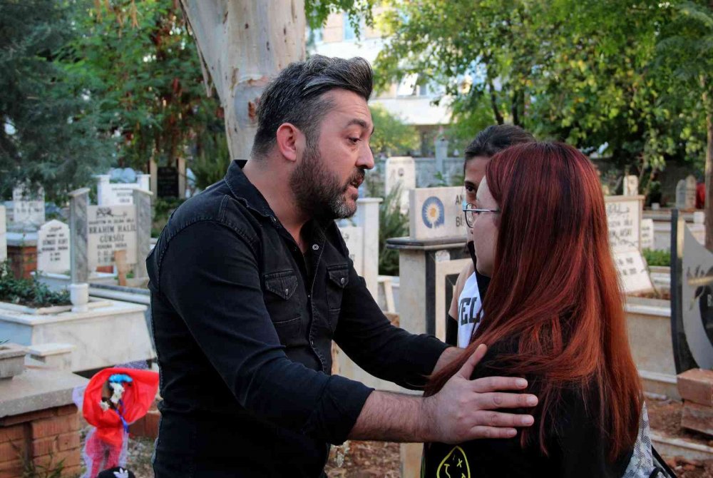 Öğretmeninin evinde ölü bulunan 17 yaşındaki Yiğit Kalpak'ın acılı babası adalet istedi!