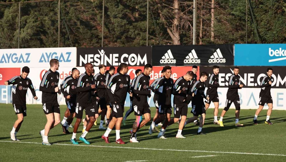 Şenol Güneş'in Beşiktaş mesaisi böyle başladı