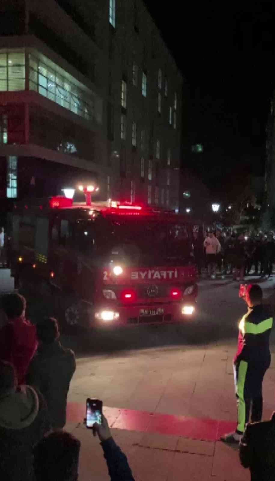 KYK yurdunda yangın paniği