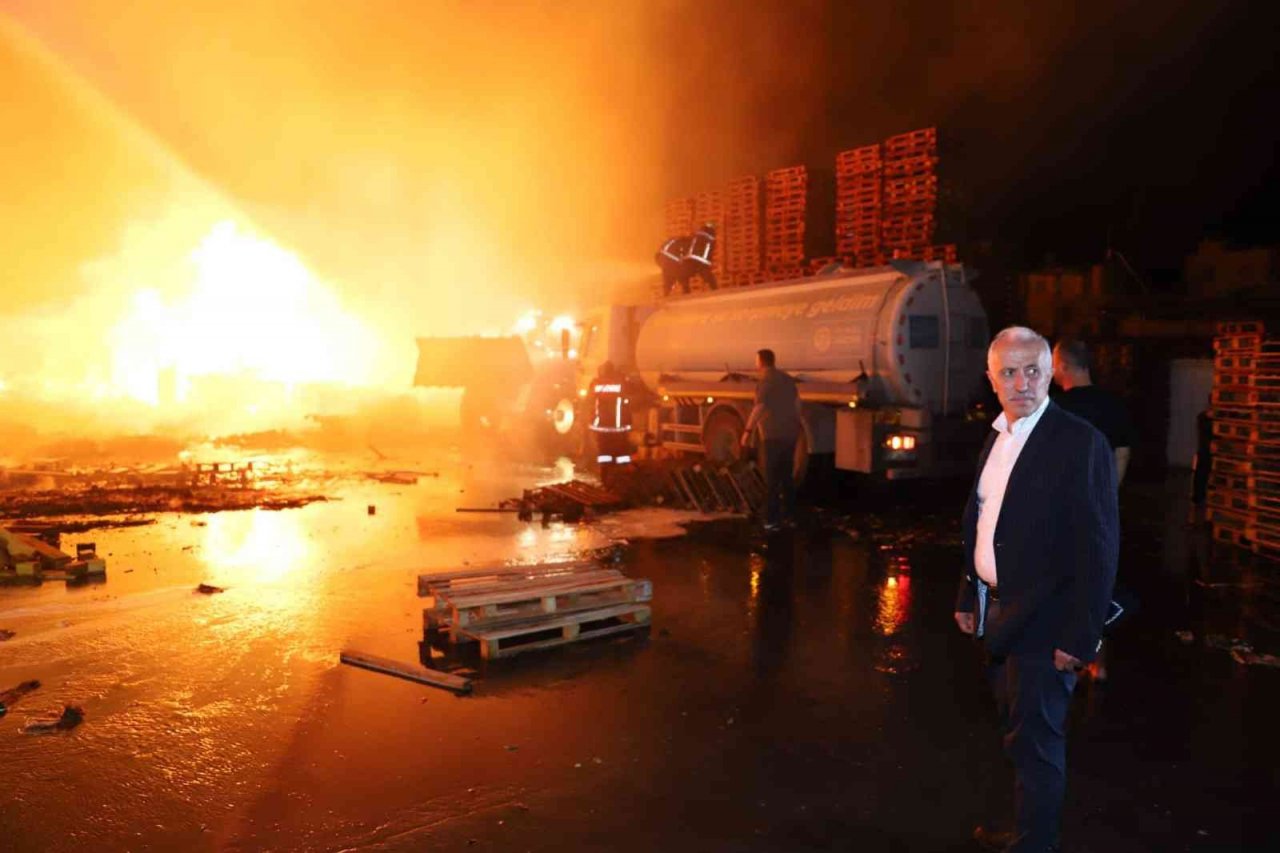 Gültak: "Çay Mahallesi’ne geçmiş olsun"