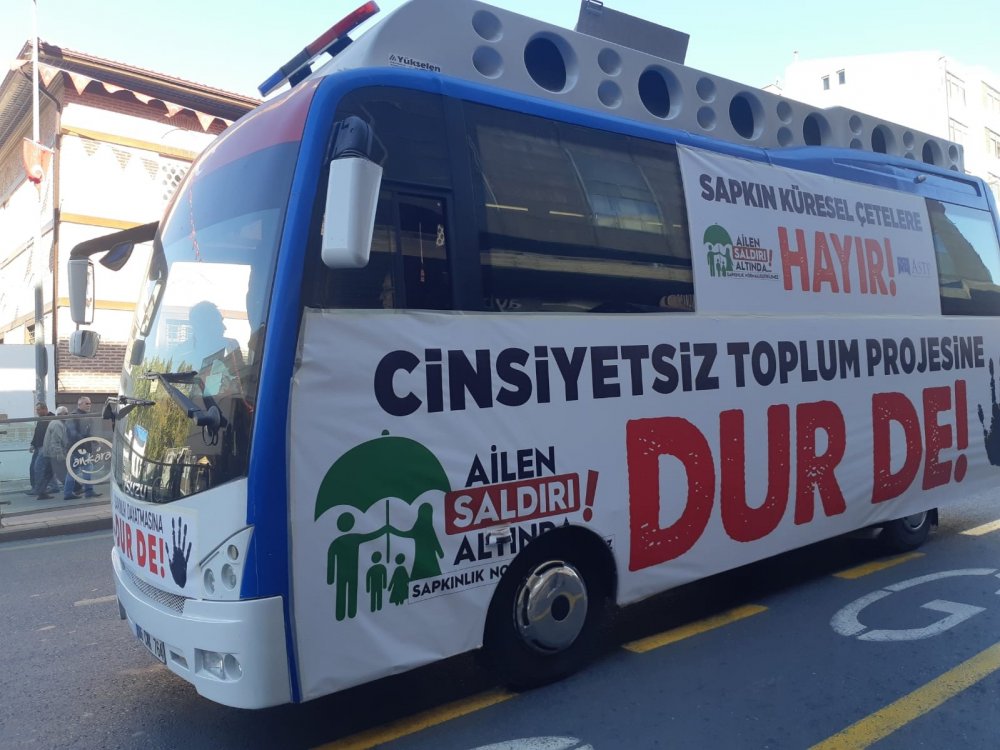 Ankara'da Büyük Aile Yürüyüşü! LGBT ve cinsiyetsiz toplum sapkınlığına meydan okudular