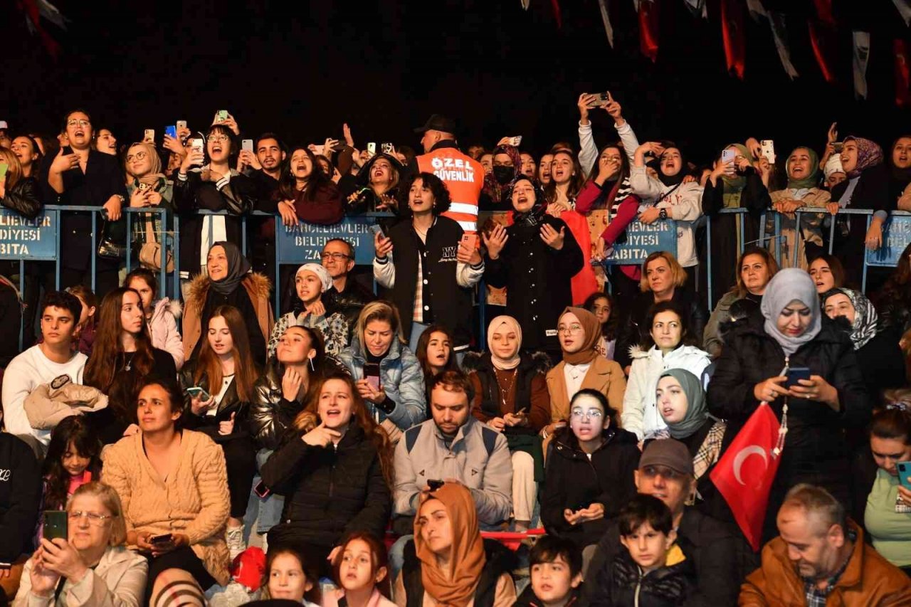 Bahçelievler’de Cumhuriyet Bayramı Coşkusu