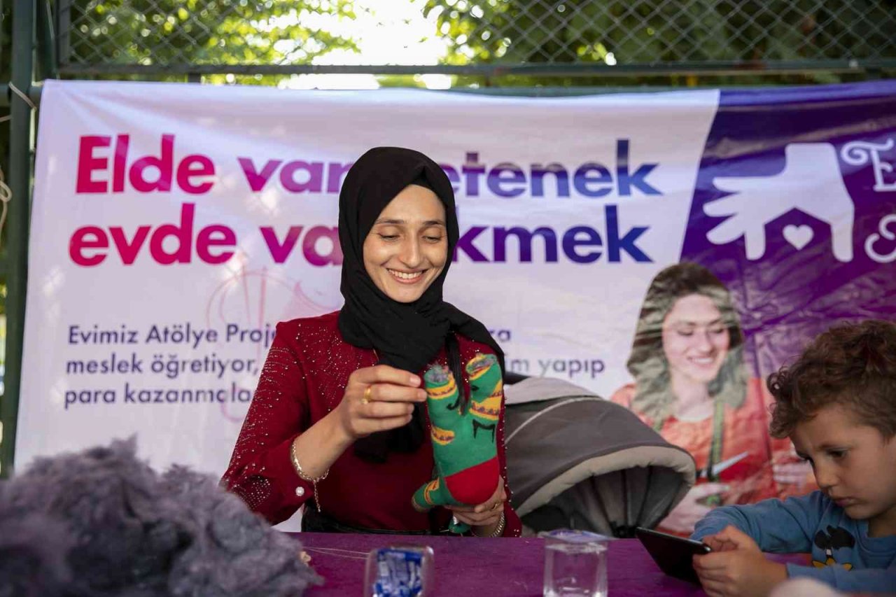 Mersin’de ’Evimiz Atölye’ projesi büyüyerek devam ediyor