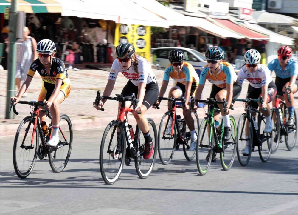 Türkiye Bisiklet Federasyonu Başkanı Müftüoğlu: Konya'da ülkemizi madalyaya götürecek bir tesisimiz var