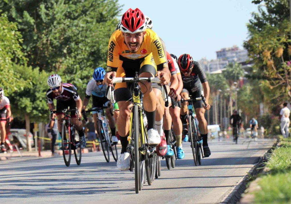 Türkiye Bisiklet Federasyonu Başkanı Müftüoğlu: Konya'da ülkemizi madalyaya götürecek bir tesisimiz var