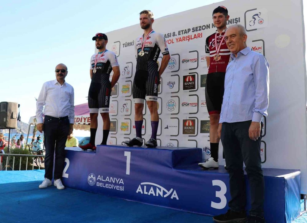 Türkiye Bisiklet Federasyonu Başkanı Müftüoğlu: Konya'da ülkemizi madalyaya götürecek bir tesisimiz var