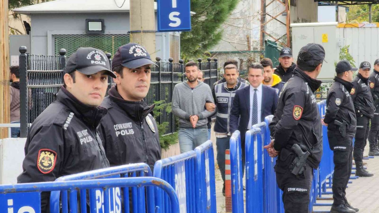 Bartın’daki maden faciasında gözaltındaki şüphelilerden 13’ü adliyede