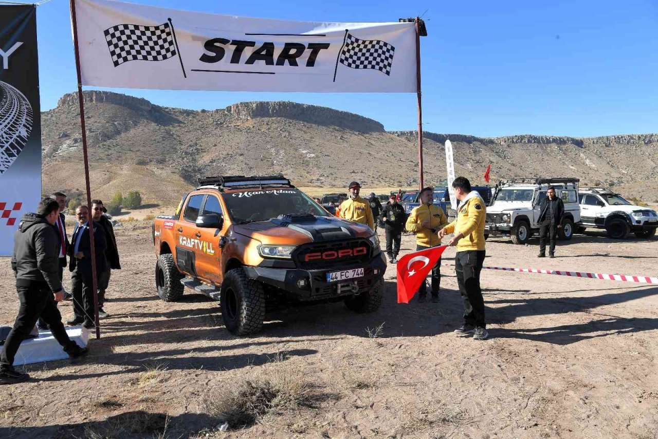 Büyükşehir’in off-road festivaline 60 ilden 250 araç katıldı