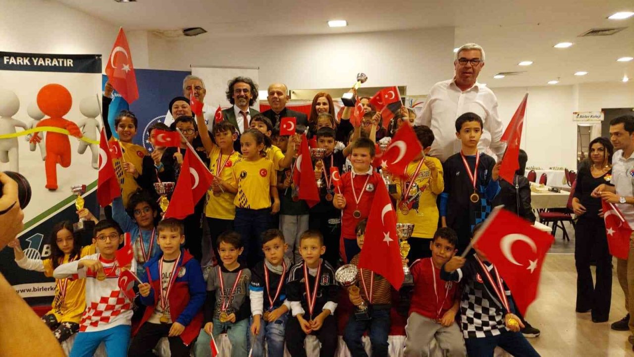 456 sporcunun ter döktüğü turnuvanın kazananları belli oldu