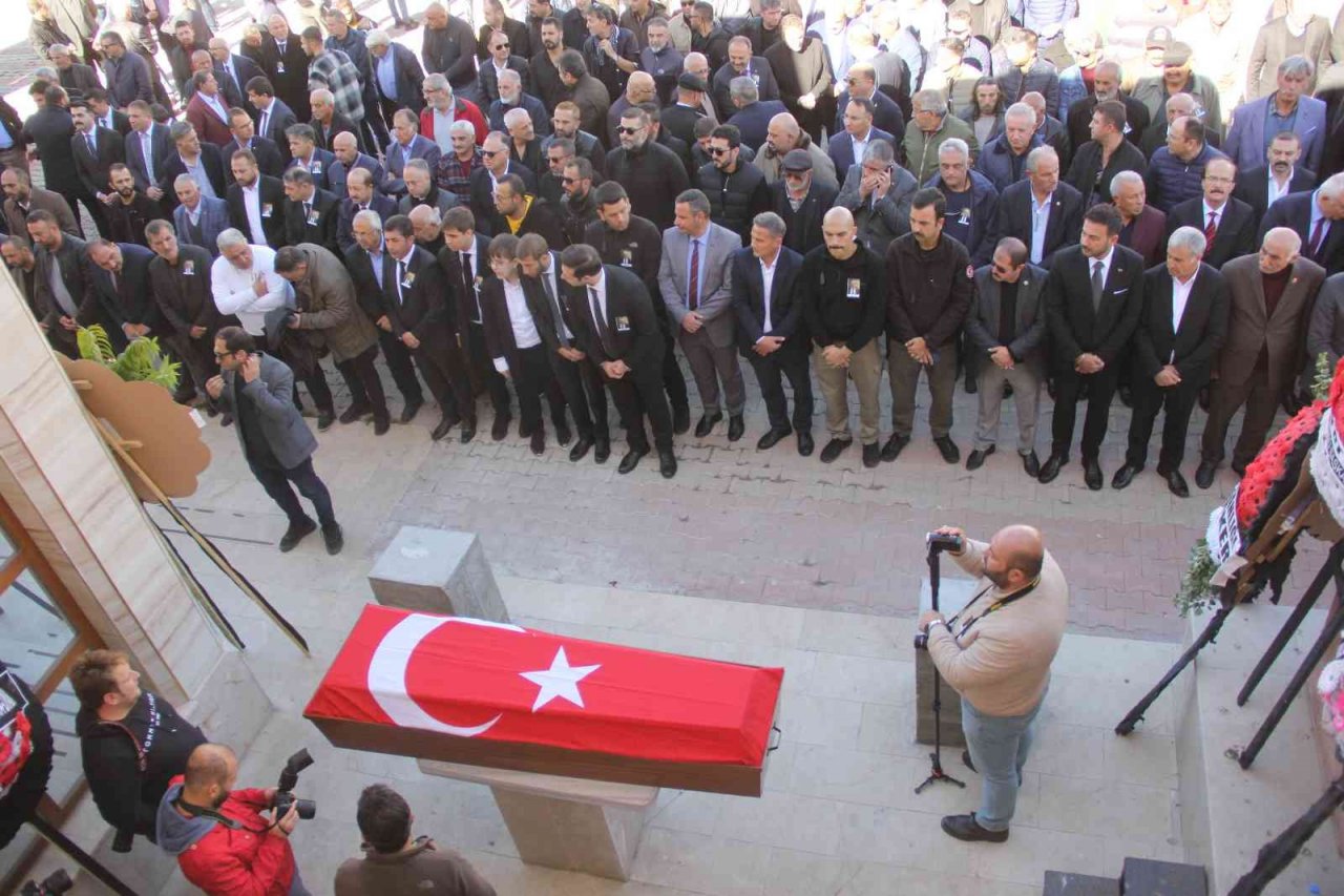 Erzincan Emniyet Müdürü Kurt’un acı günü