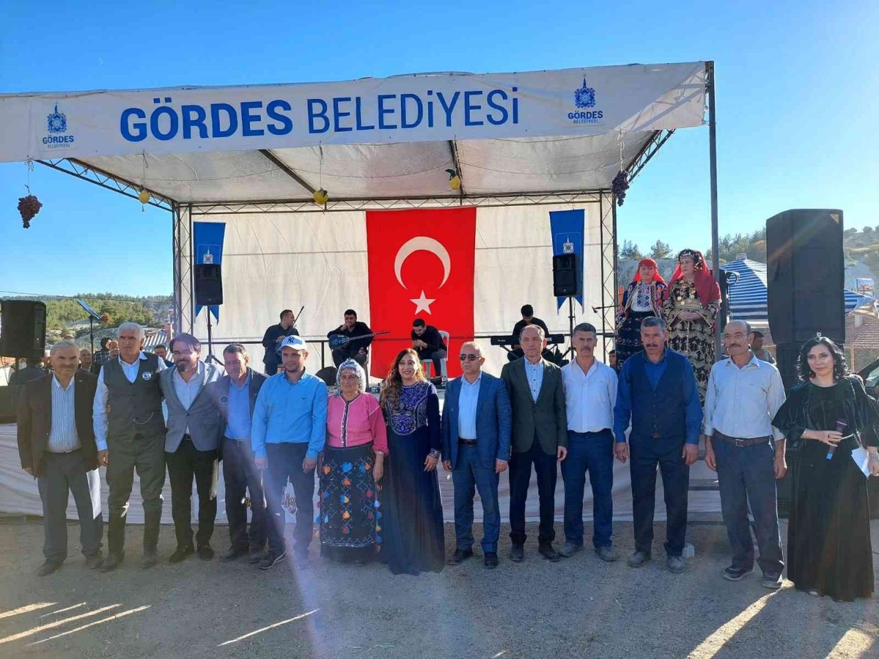 Gördes’te Ayva ve Üzüm Festivali yapıldı