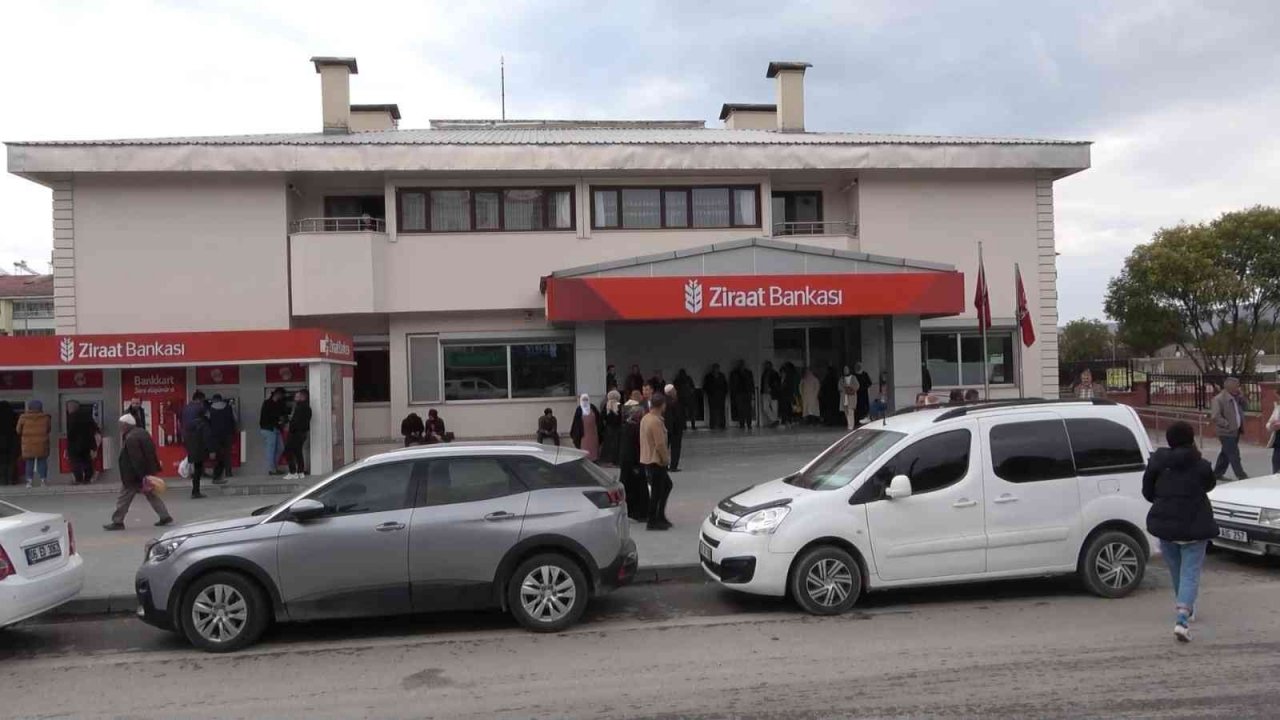 Bitlis’te TOKİ başvurusunda son gün telaşı