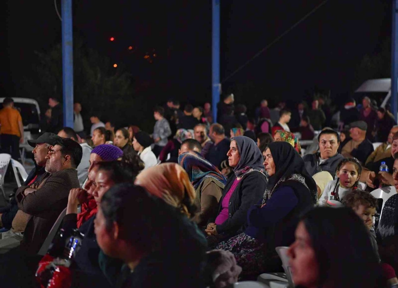 Çakırlar Mahallesi’nde sinema keyfi