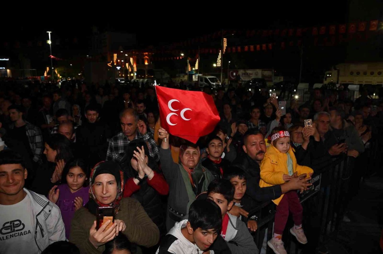 Mustafa Yıldızdoğan Manisalılarla buluştu