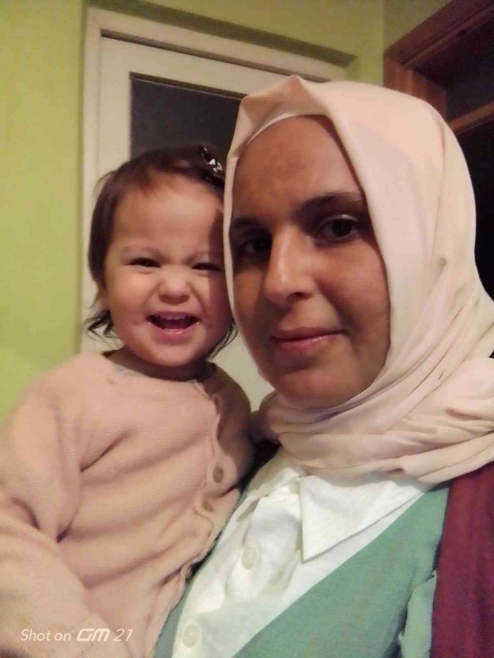 Mersin Bozyazı'da kaybolan anne Ümmü Balcı ve 1,5 yaşındaki kızı Asel her yerde aranıyor