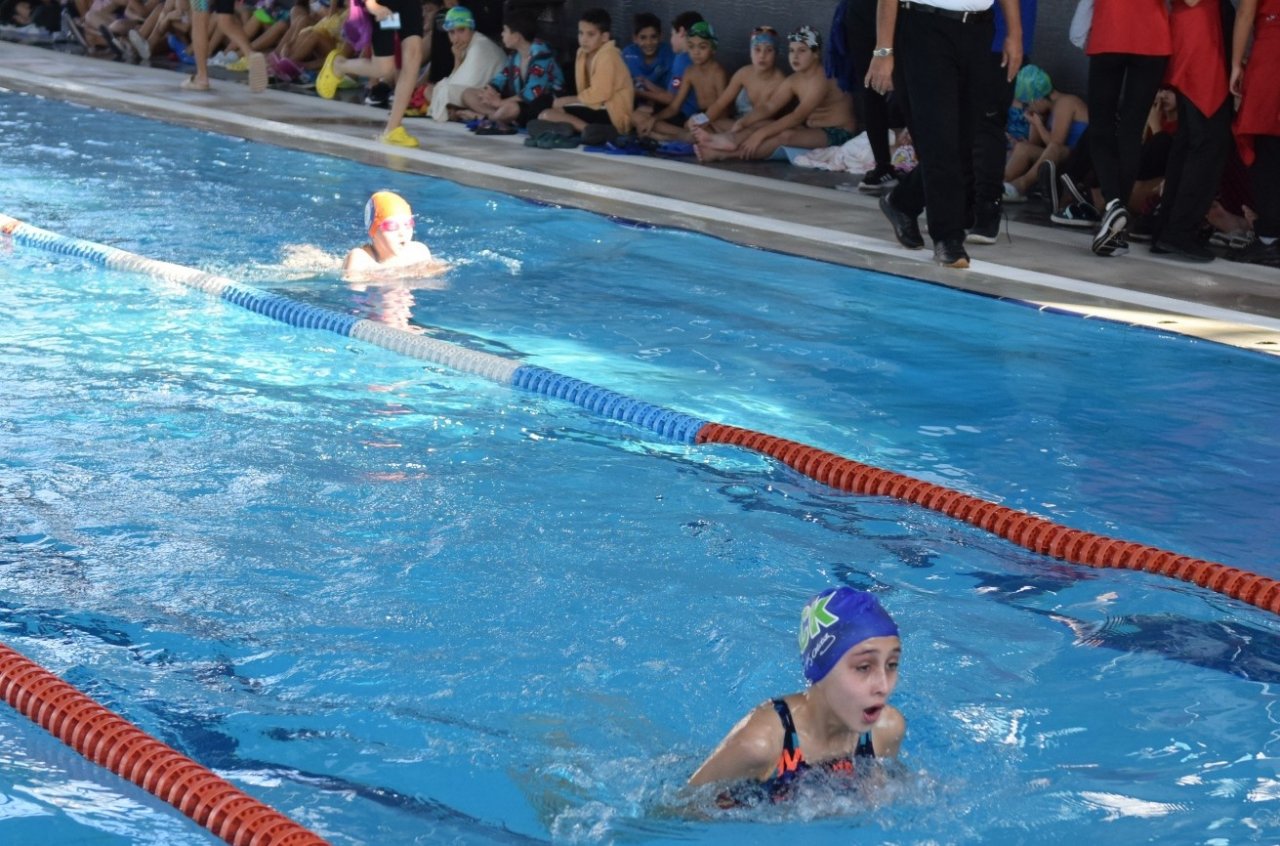 Kulaçlar Cumhuriyet için atıldı