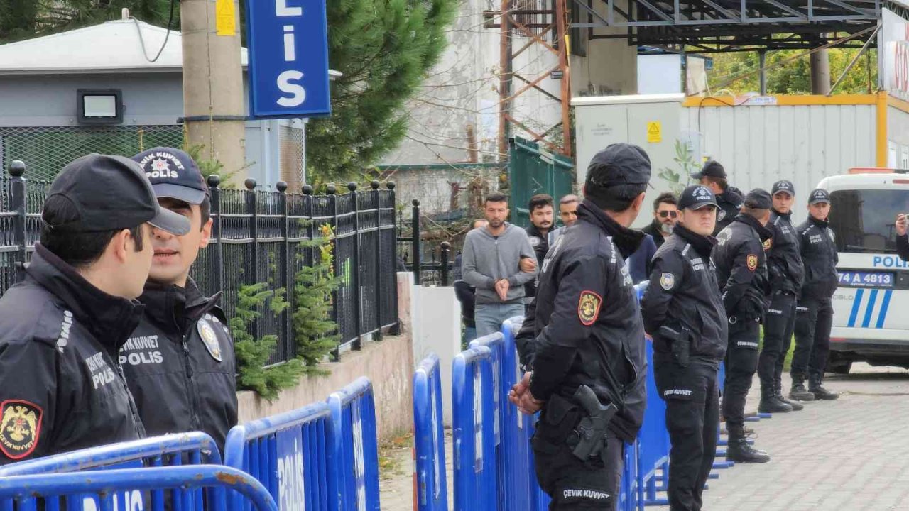 Bartın’daki maden faciasında gözaltındaki şüphelilerden 13’ü adliyede