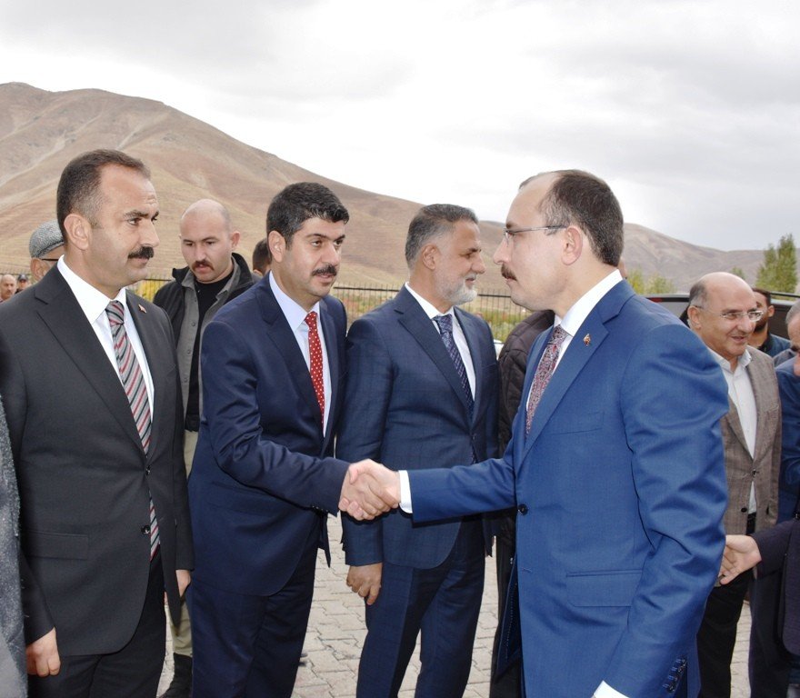 Ticaret Bakanı Muş: "’Recep Tayyip Erdoğan gitsin de önemli değil sonuç’, tek buluştukları nokta o"