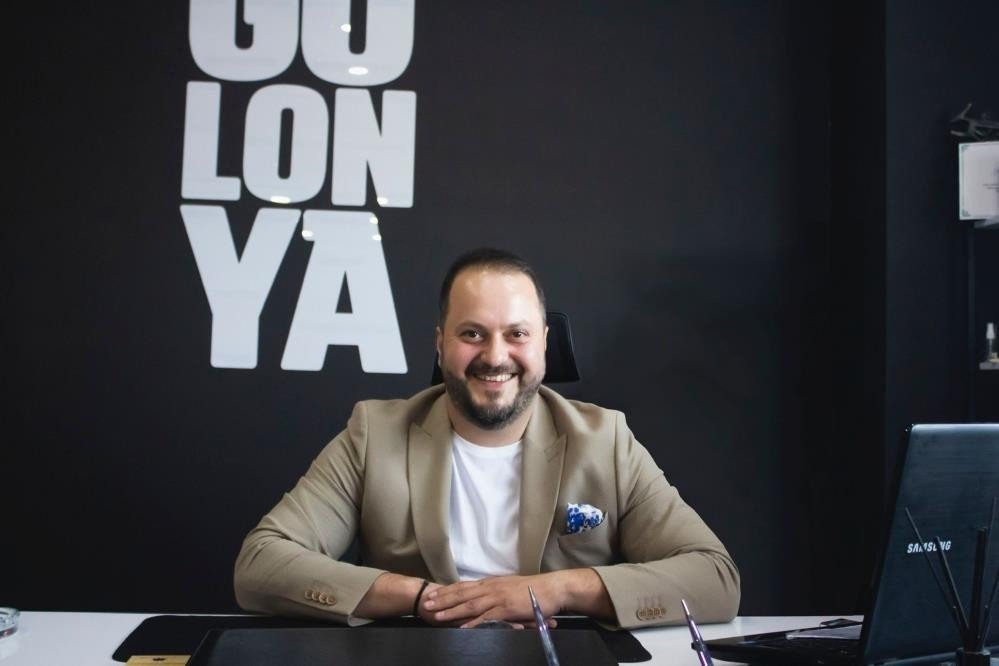 40 metrekare işyerinde kurulan Golonya, dünya markası olma yolunda ilerliyor