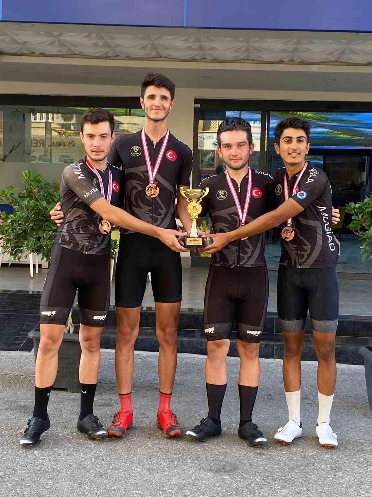 Muğlalı bisikletçiler Türkiye ikincisi