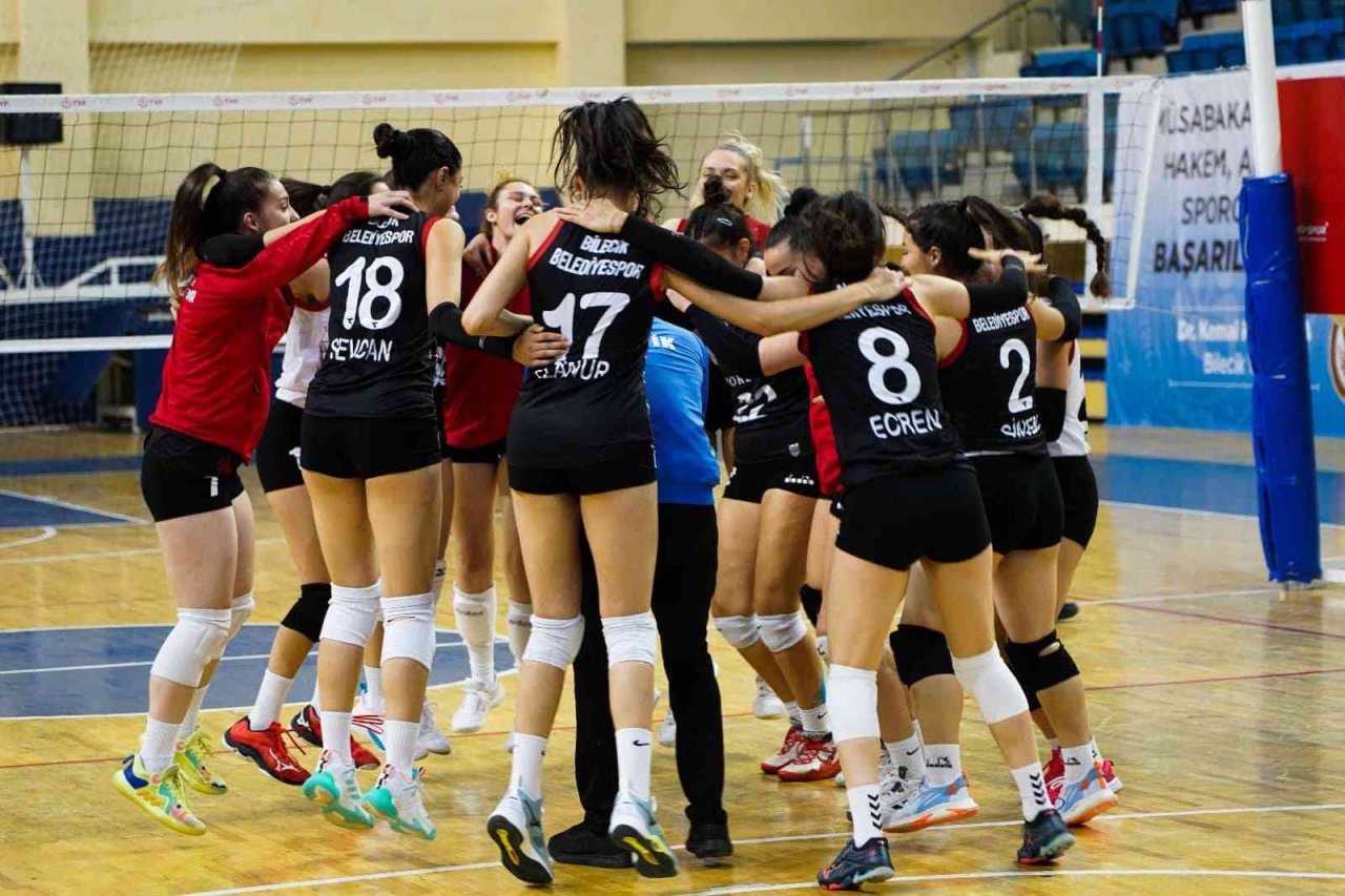 TVF Kadınlar 2. Ligi: Bilecik Belediye Spor Kadın Voleybol Takımı:3 - MFA Zonguldak DSİ:1