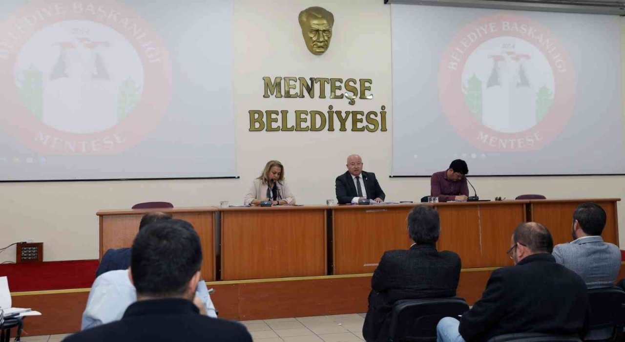 Başkan Gümüş, meclis üyelerini bilgilendirdi