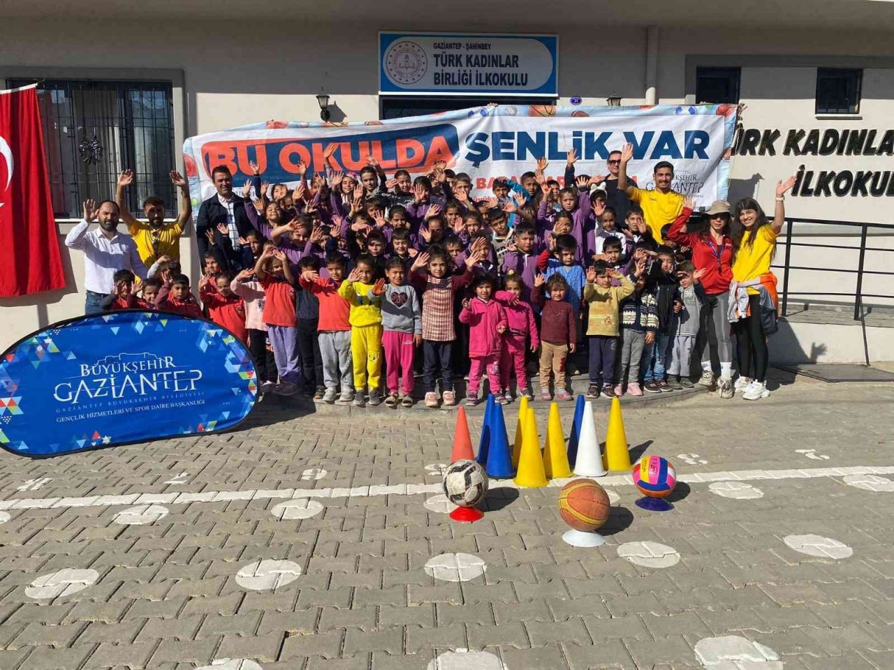 ’’Bu okulda şenlik var’’ projesinde 52 bin öğrenciye ulaşıldı