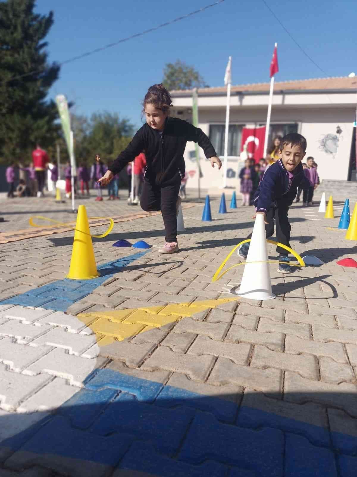 ’’Bu okulda şenlik var’’ projesinde 52 bin öğrenciye ulaşıldı