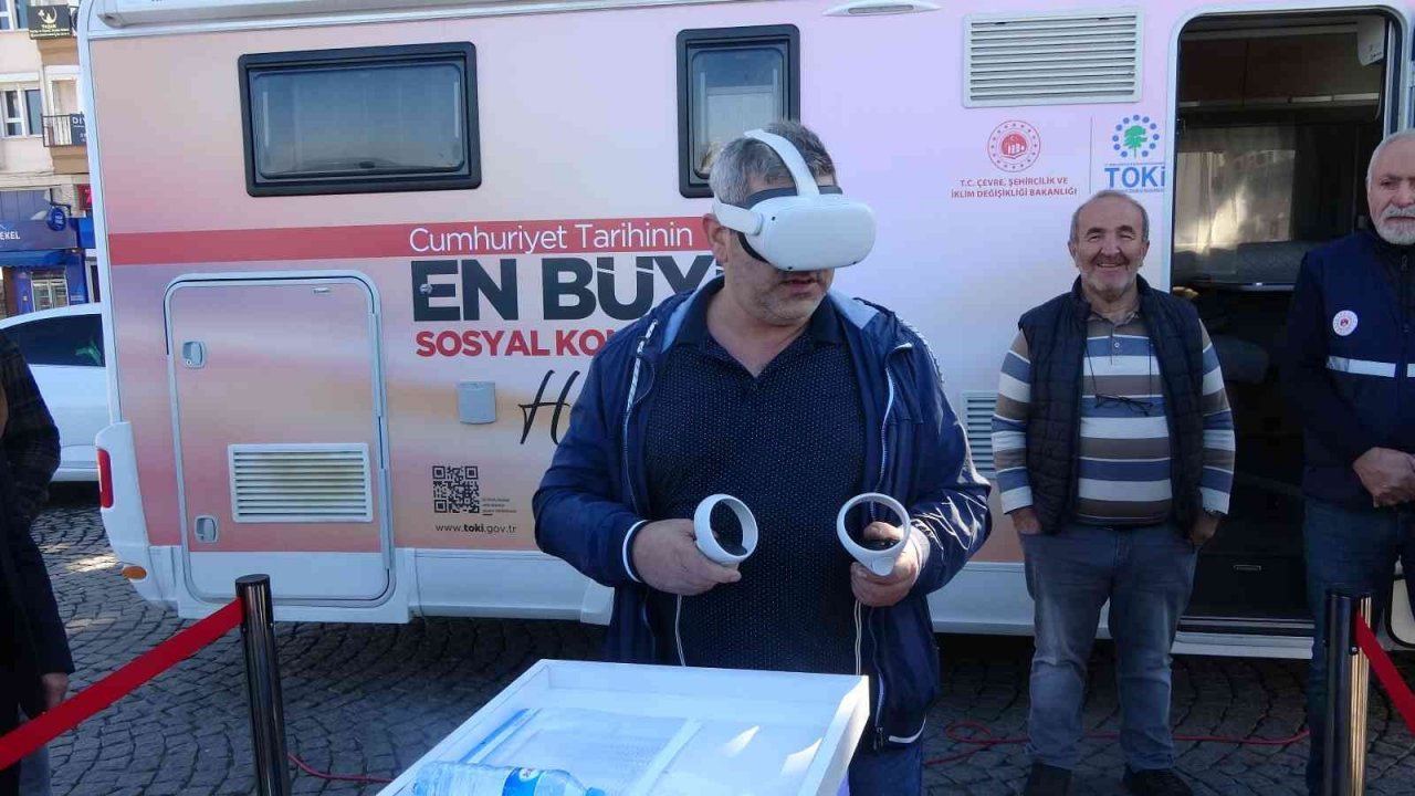 "Cumhuriyet tarihinin en büyük sosyal konut hamlesi projesi" vatandaşlara mobil araçla tanıtıldı