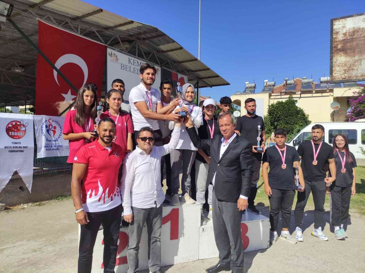 Bocce’de Pamukkaleli sporcular şampiyon oldu