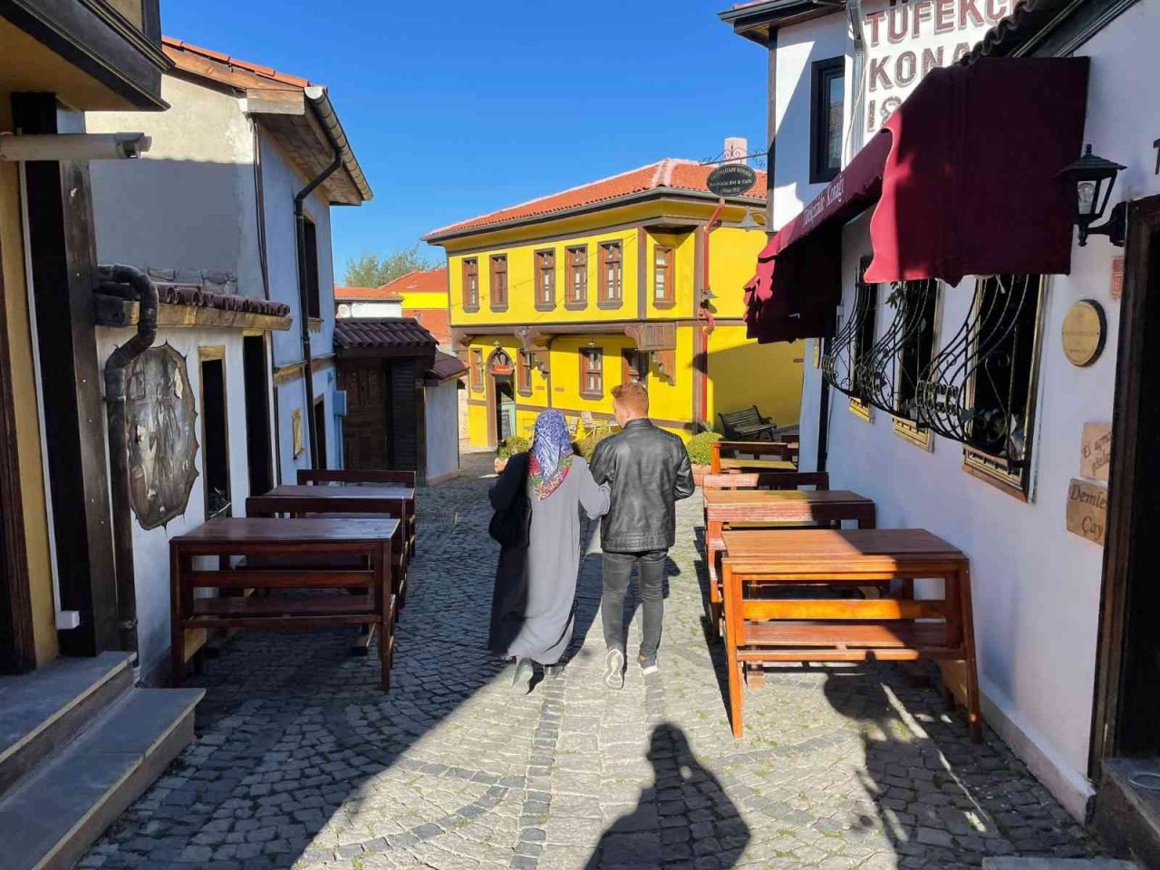 Tarihi sokaklarda sessizlik hakim