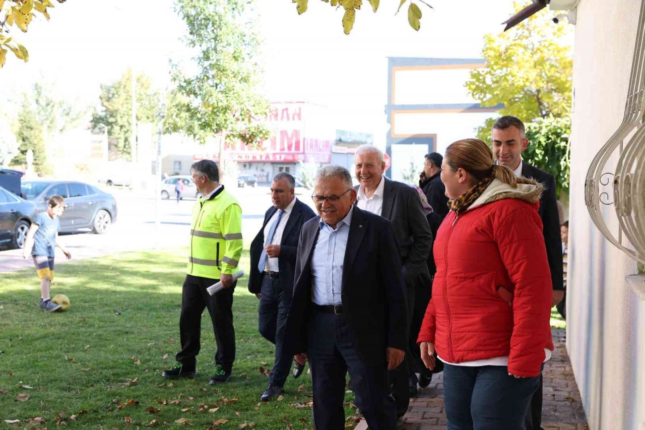 Başkan Büyükkılıç’tan yol yapım çalışmalarına yakın takip