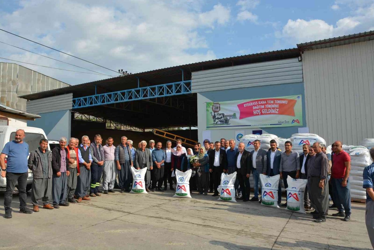 Mersin’de hayvancılığa destek sürüyor