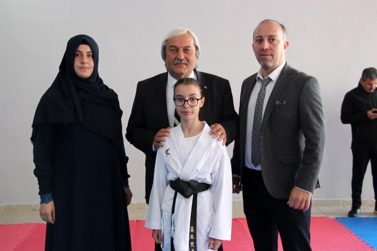 Minikler kuşak heyecanı yaşadı